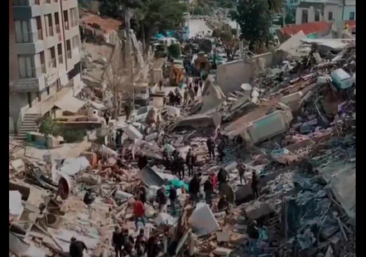 Update Gempa Turki: 1 Warga Lombok Ditemukan Wafat di Reruntuhan Apartemen