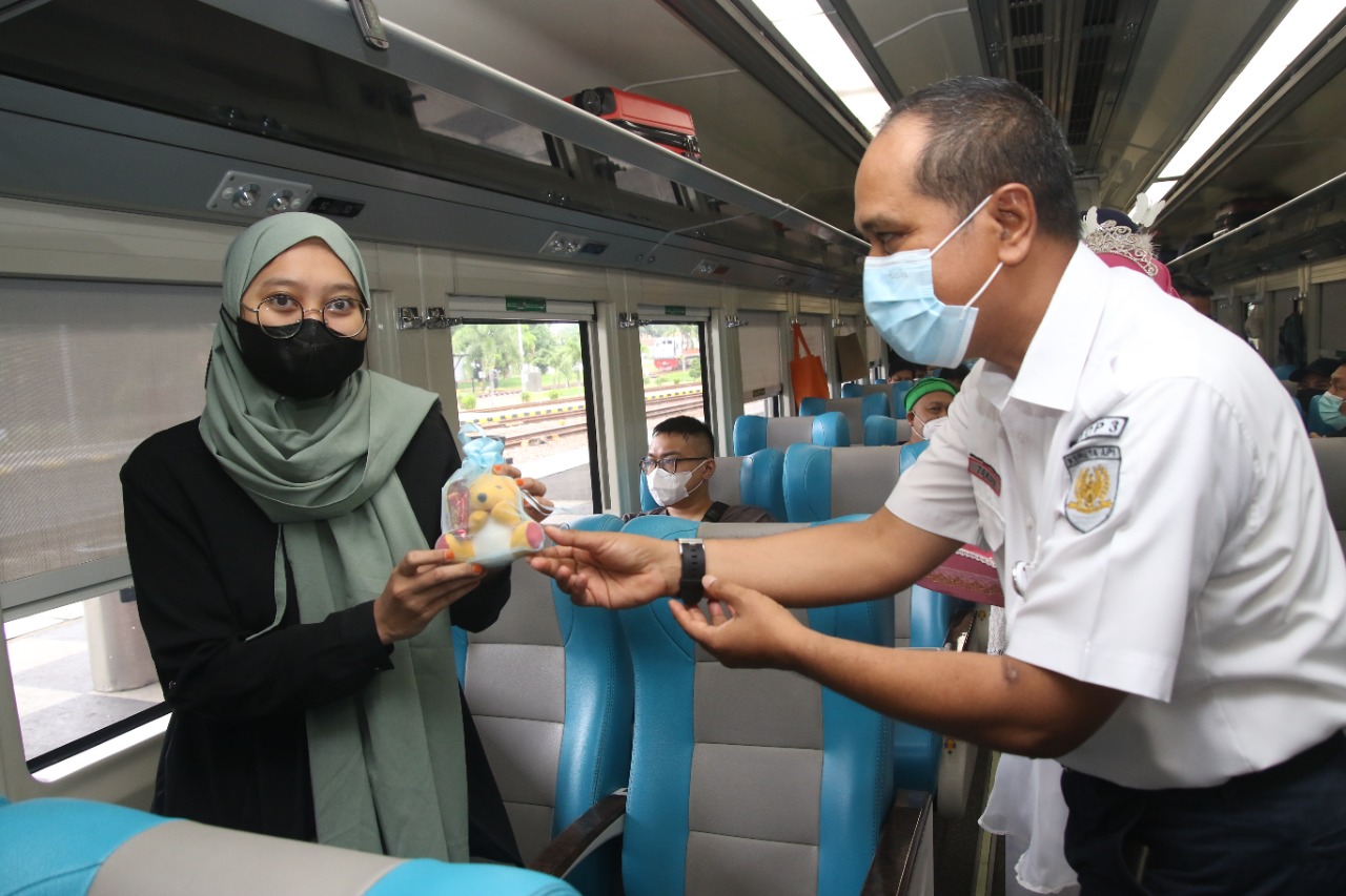 Buruan Daftar! Pendaftaran Mudik Gratis 2023 Sudah Dibuka di Stasiun Kereta Api Jakarta Gudang