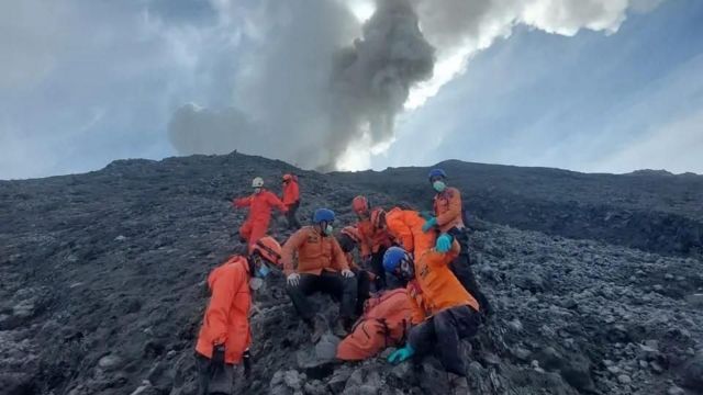 Gunung Marapi Erupsi Tewaskan 23 Pendaki, Polda Sumbar Periksa 2 Pegawai BKSDA 