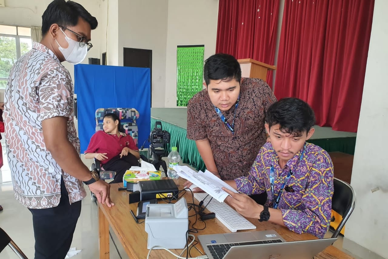 Fasilitasi Kaum Difabel Peremakan e-KTP, Langkah Ini yang Dilakukan Disdukcapil Kabupaten Tangerang 