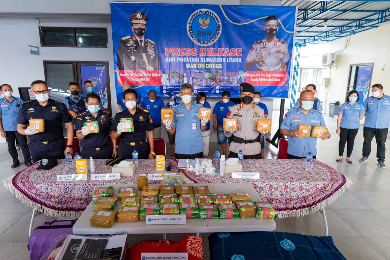Bea Cukai dan BNNP Sumatera Utara Gagalkan Peredaran 35.000 Gram Sabu 