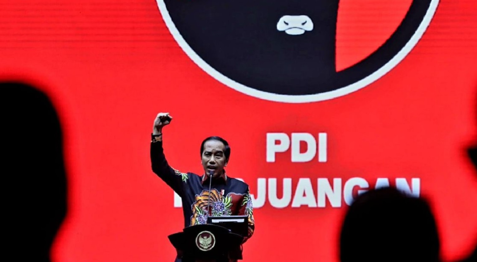 Sakit Hati! PDIP Sindir Keras Jokowi: Diawali dengan Blusukan, Diakhiri dengan Tusukan