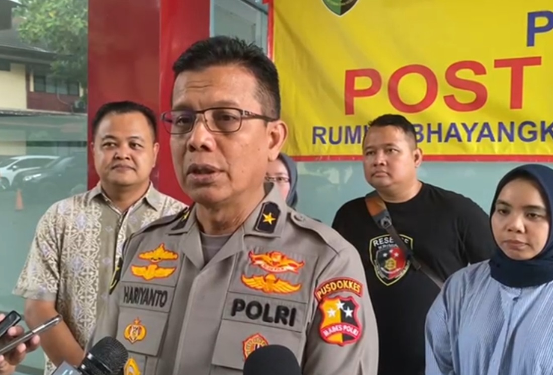 RS Polri Identifikasi 7 Korban Kebakaran Toko Bingkai di Mampang