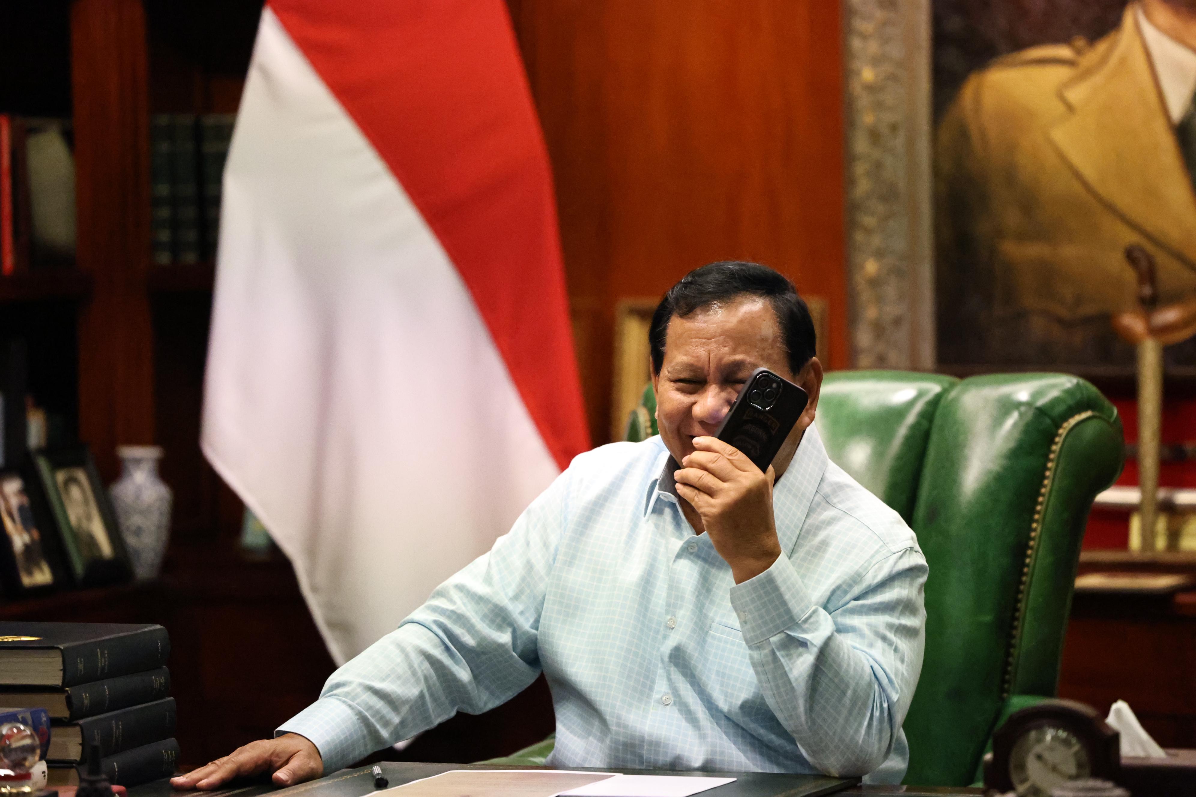 Larang Pendukung Demo di MK, Prabowo Disebut Sosok Bijaksana dan Negarawan