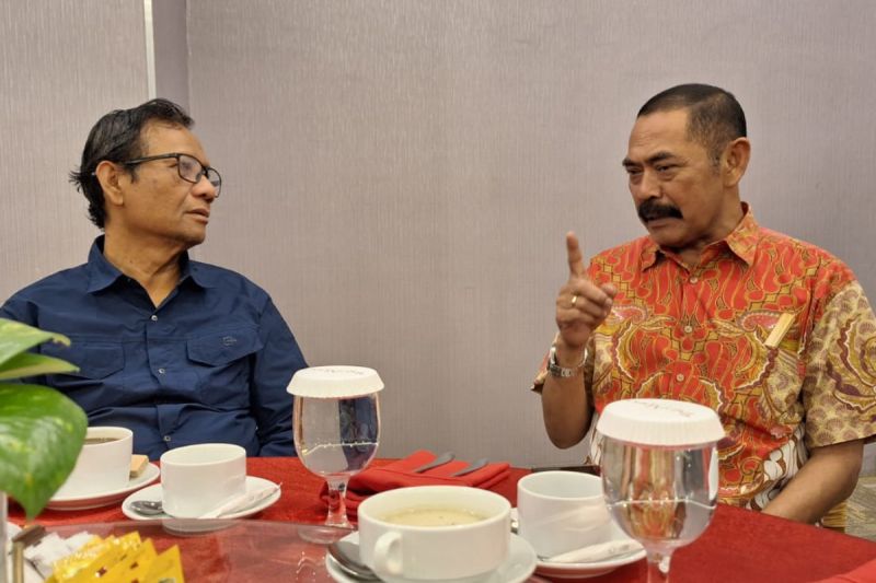 Mahfud MD Dapat Masukan dari Mantan Wali Kota Surakarta FX Rudy untuk Pilpres 2024