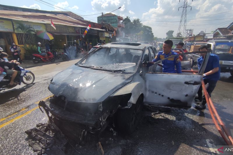 Mazda CX-7 Senilai Rp850 Juta Meledak di Palembang, Pemilik Mobil Ngaku Ikhlas