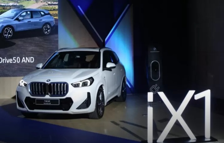 Mobil Listrik BMW Termurah, Harga iX1 Diturunkan Ratusan Juta Rupiah! Gaya Modern, Lebih Nyaman!