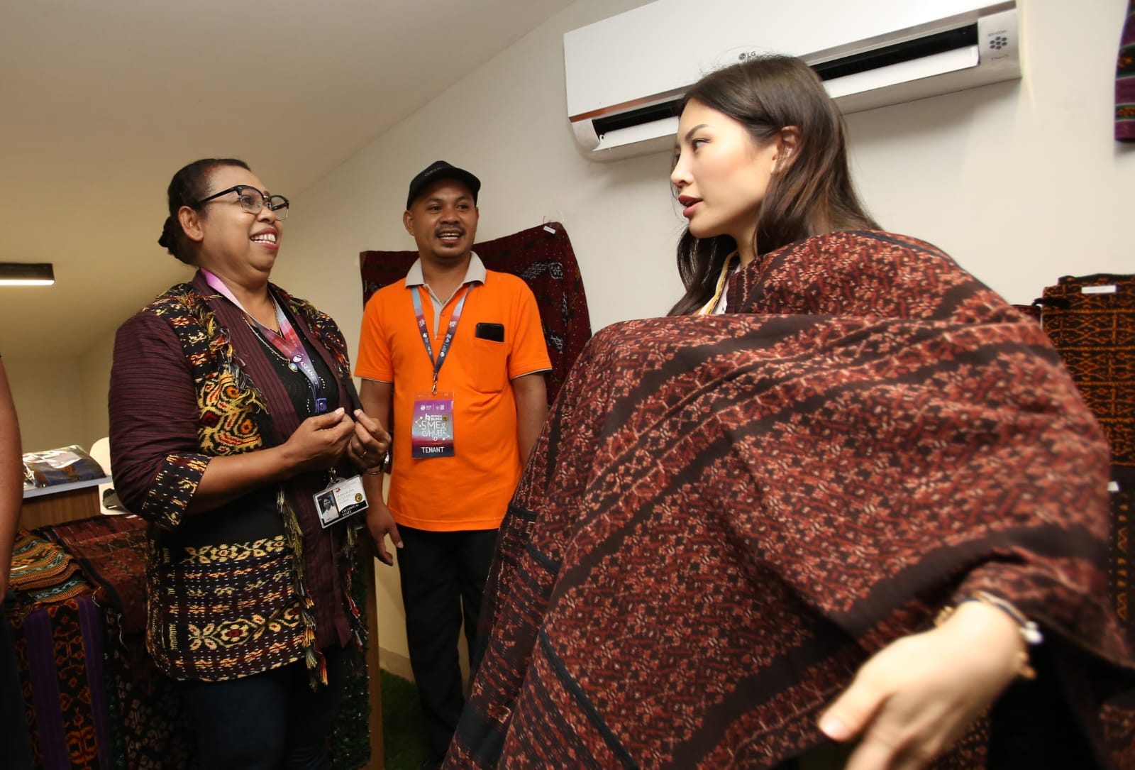 Keren, Produk UMKM Binaan PLN Diborong Para Menteri di Sela-sela KTT ASEAN Labuan Bajo