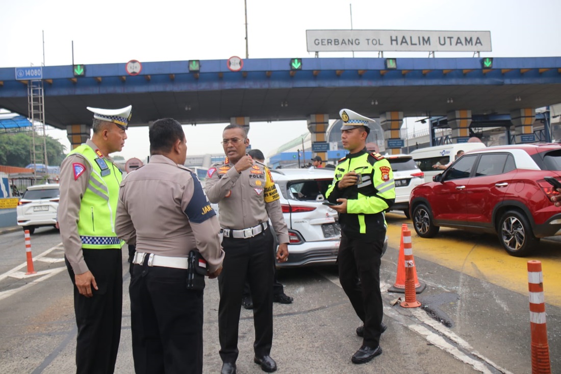 Polisi Tetapkan Sopir Truk Jadi Tersangka Tabrakan Beruntun di Gerbang Tol Halim 