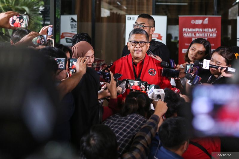 Hasto akui Kader PDIP Banyak Kehilangan Suara Karena Kritik Jokowi