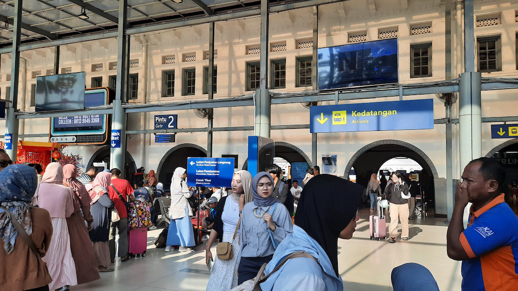 Kondisi Terkini Stasiun Pasar Senen Jakarta Usai Libur Panjang Isra Miraj dan Imlek