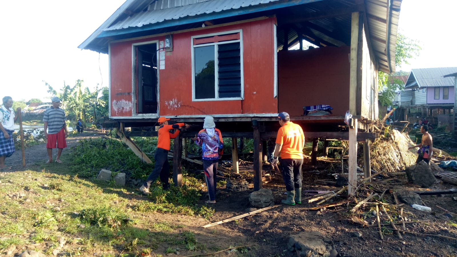 Banjir Bandang Terjang Kabupaten Sumbawa, 671 Rumah Rusak