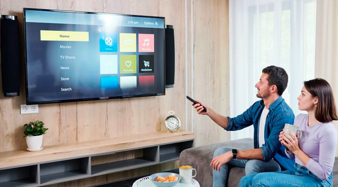 Smart TV vs Android TV, Mana yang Lebih Menarik?