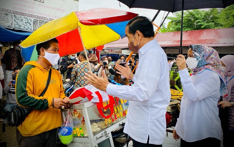 Jokowi:  Saya Memutuskan Ekspor Minyak Goreng Dibuka Kembali Mulai 23 Mei