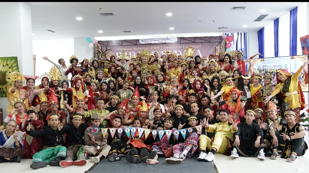 Pelepasan Mahasiswa PMM 3 Bertukar Sementara, Bermakna Selamanya di Universitas Esa Unggul Kampus Tangerang