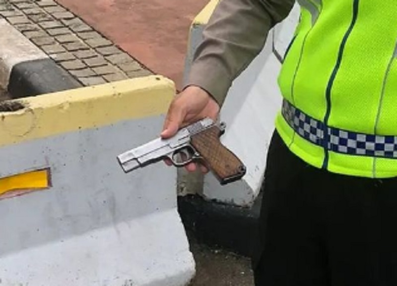 Mengenal Pistol FN, Senjata Api yang Digunakan Wanita Bercadar Terobos Paspampres Masuk ke Istana Merdeka
