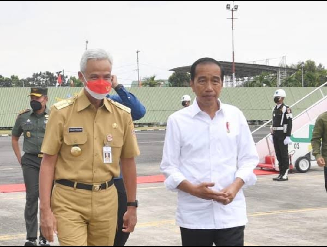 Jokowi Dulunya Puji Perbaikan Jalan di Jateng Capai 80 Persen, Kini Menyindir