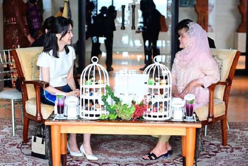 Foto Iriana Jokowi dan Ibu Negara Korsel Kim Keon-hee Dijadikan Meme, Kaesang Geram: Maksudmu Gimana?
