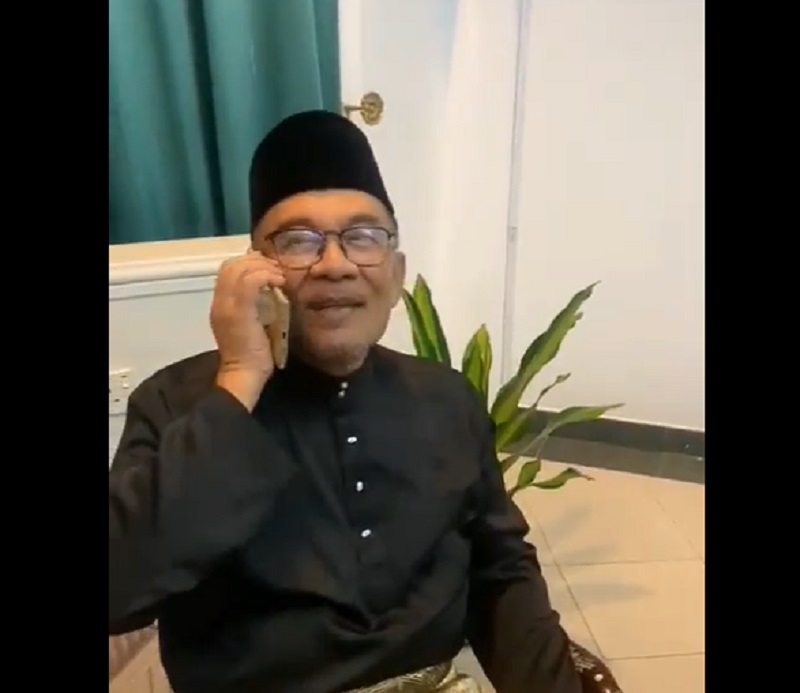  Ditelpon Jokowi, Wajah Anwar Ibrahim Langsung Senyum Semringah