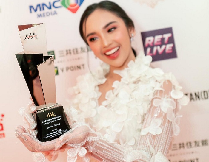 Lyodra Ginting Raih Penghargaan Kategori Asia Celebrity di Asia Artis Awards 2022