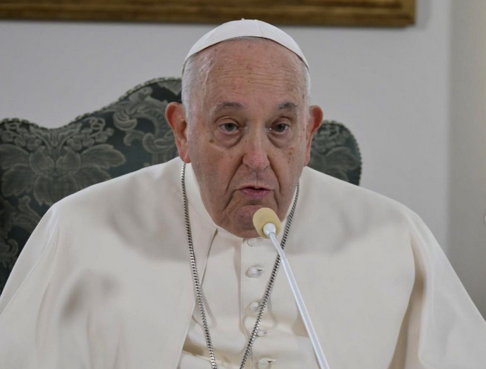Paus Fransiskus Kecam Industri Senjata: Mereka Mengambil Untung dari Kematian