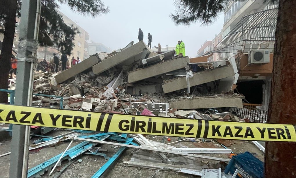 Gempa Turki 7,8 Skala Richter Terasa hingga di Suriah, Ratusan Orang Tewas