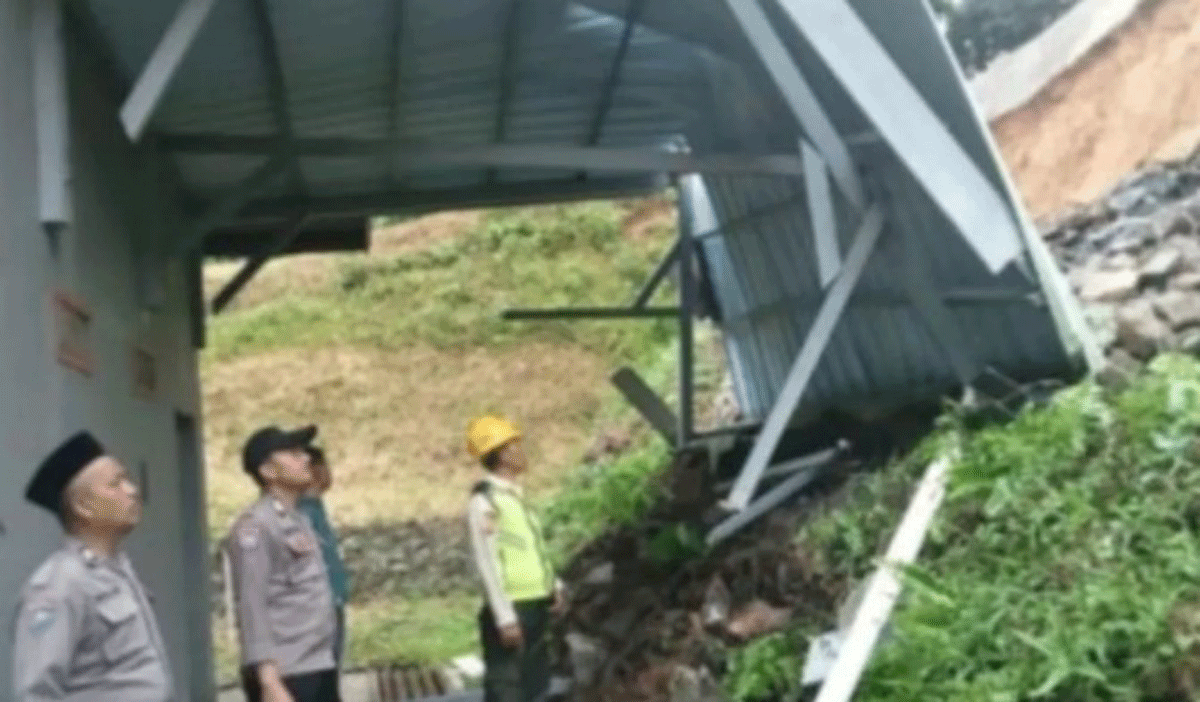Curah Hujan Tinggi, Longsor Terjadi di Dekat Gudang Peledak PT Antam Bogor