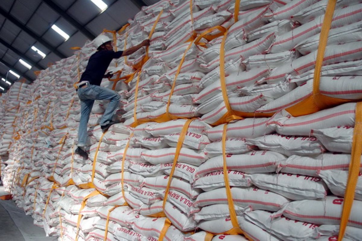 Pejabat Kemendag Dicecar Kejagung Buntut Korupsi Impor Gula PT Sumber Mutiara Indah Perdana    