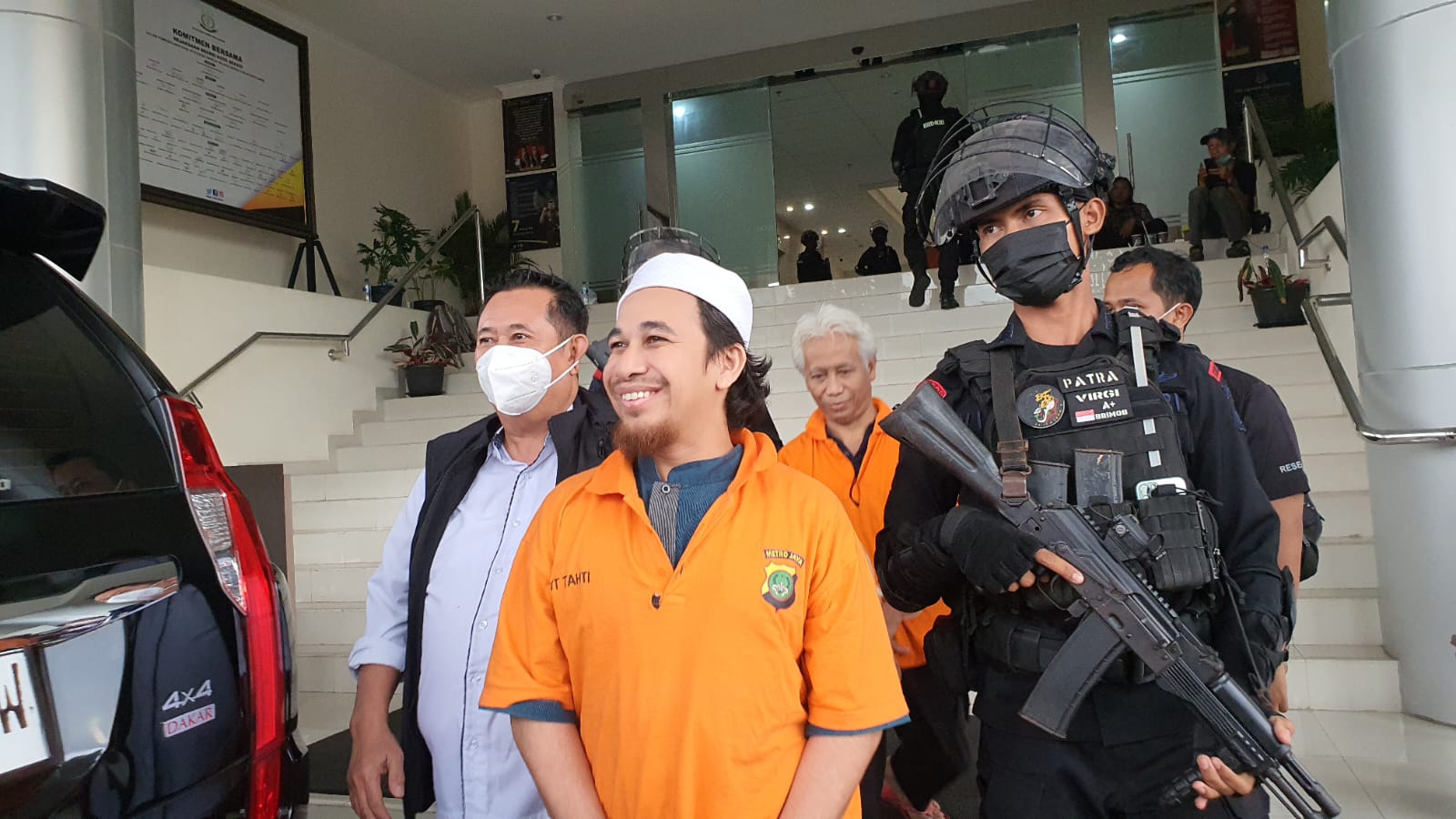  Ini Wajah-wajah Pimpinan dan Anggota Khilafatul Muslimin yang Diserahkan ke Kejaksaan Negeri Kota Bekasi