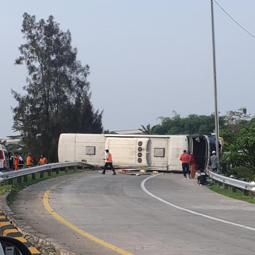 Kecelakaan Bus Handoyo di Tol Cipali Tewaskan 12 Penumpang, Polisi Ungkap Kronologinya