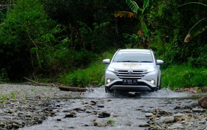 Petualangan Ikonik Daihatsu Terios 7 Wonders Siap Eksplorasi Keindahan Baubau Sulawesi Tenggara