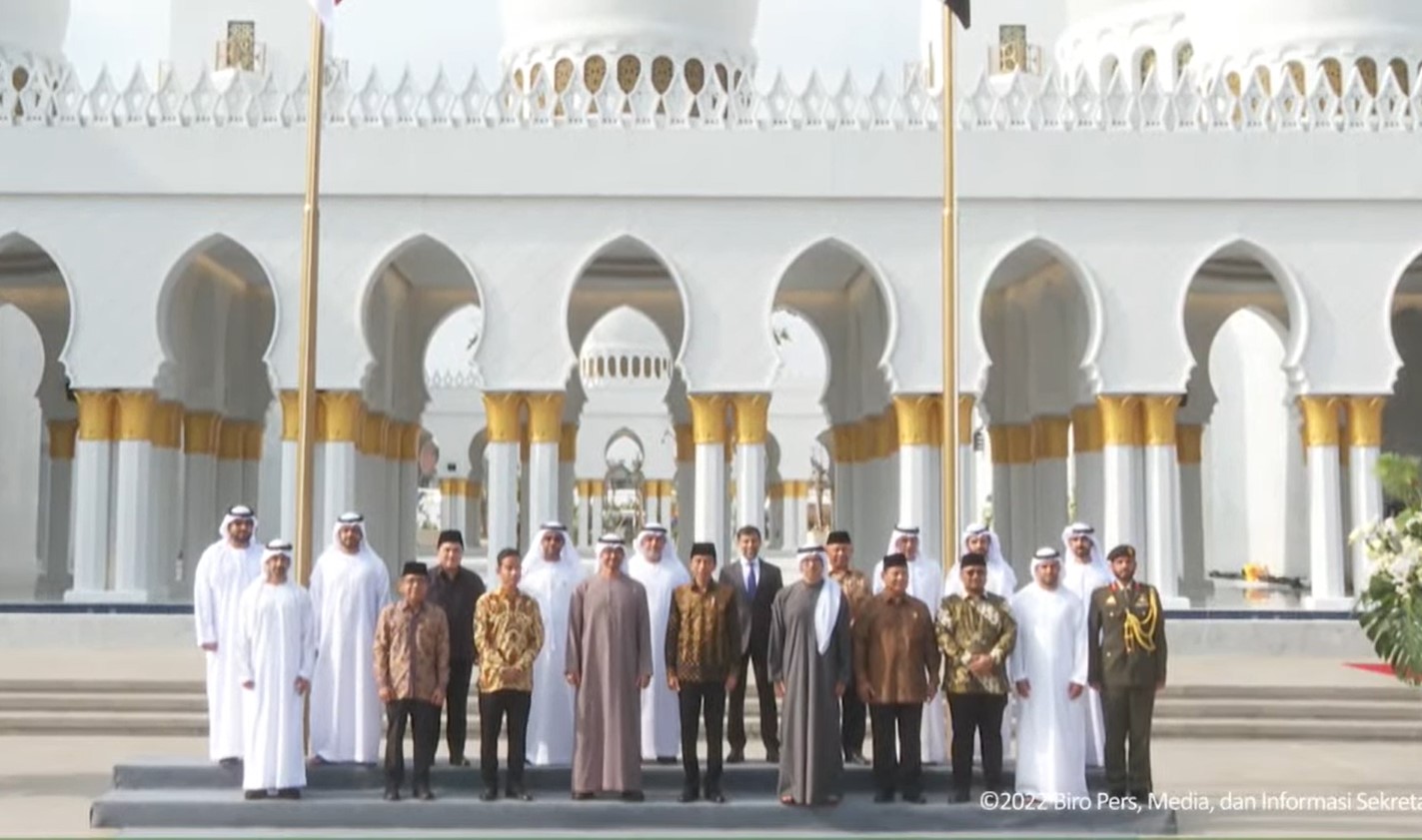 Jokowi dan Presiden MBZ Resmikan Masjid Raya Sheikh Zayed di Solo