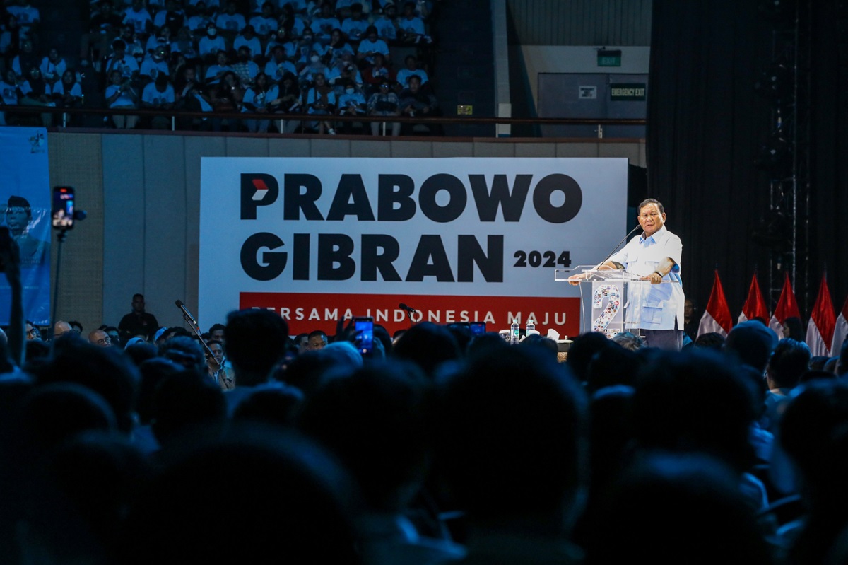 Dari Makassar, Prabowo Langsung Hadir di JCC Temui Ribuan Relawan Muda