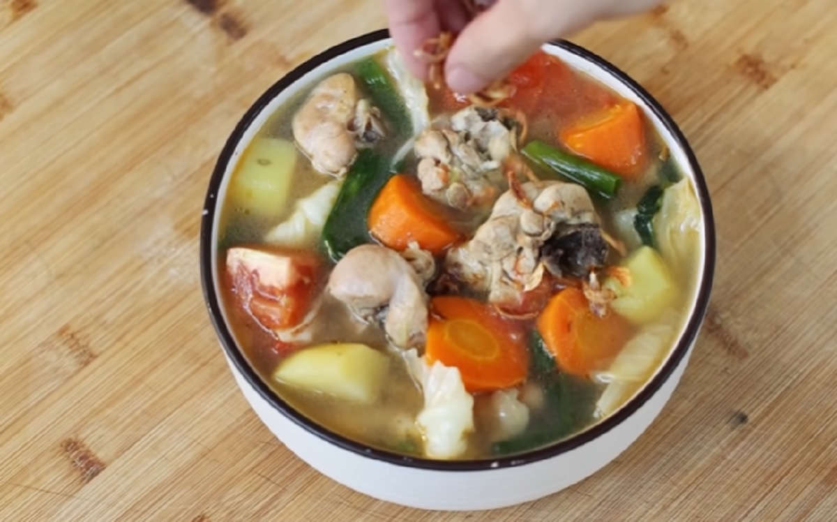 Cara Membuat Sayur Sop Ayam Sederhana, Enak, dan Gurih: Cocok Dijadikan Hidangan Buka Puasa 2023