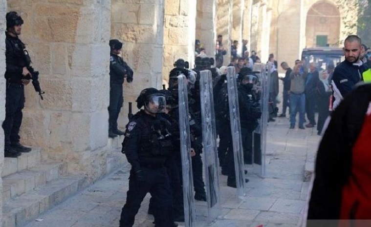 Pemukim Israel Terobos Masjid Al Aqsa, Warga Palestina Mulai Dibatasi