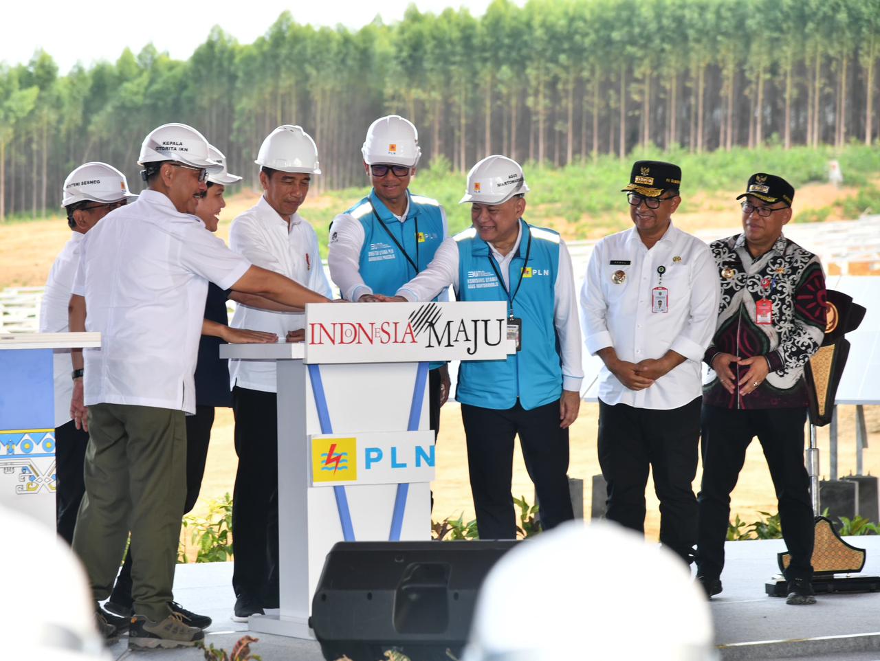Jokowi Groundbreaking Pembangunan PLTS PLN 50 MW di IKN Nusantara, Hadirkan 100 Persen Energi Bersih