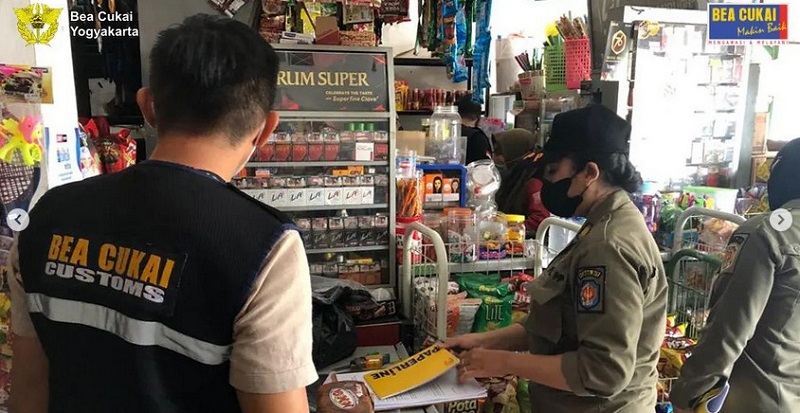 Tingkatkan Kepatuhan Pedagang Eceran, Bea Cukai Laksanakan Operasi Pasar di Yogyakarta dan Tembilahan