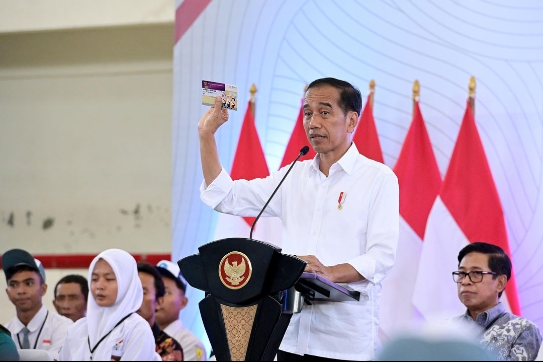 Survei Terbaru, Kepuasan Publik Terhadap Kinerja Jokowi Masih Tinggi