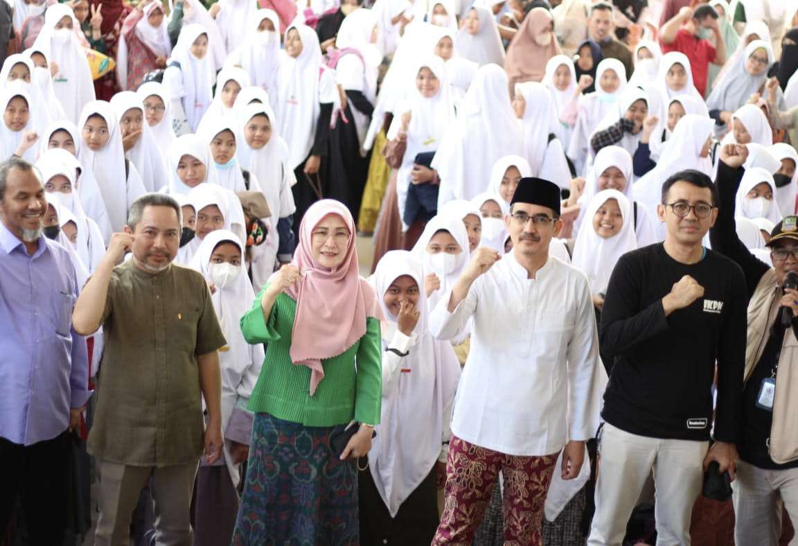 700 Orang Santri di Bekasi Lanjut Program ke Pesantren Gontor, Pemkab Pastikan Dukungan Pendidikan