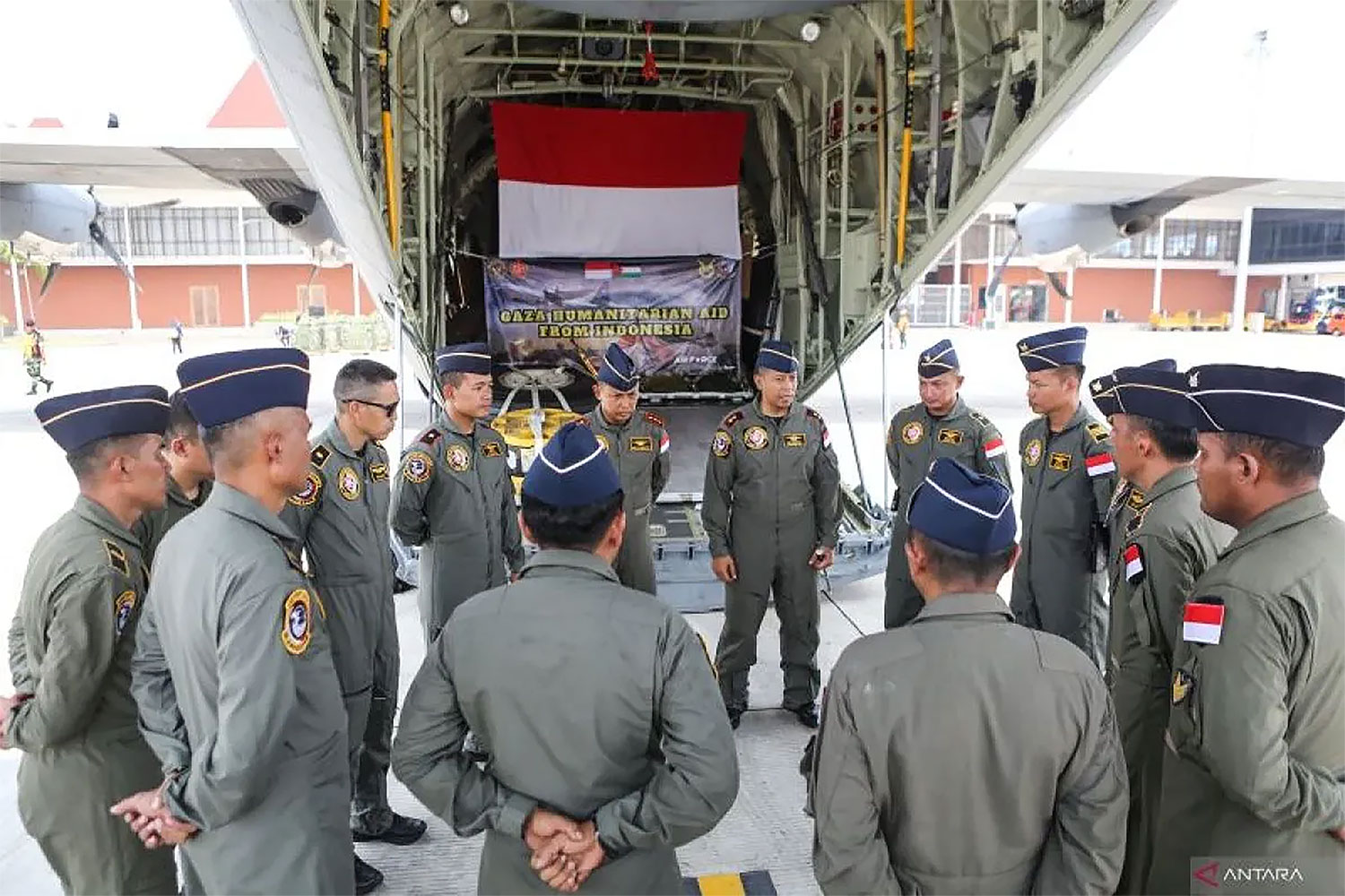 Diangkut Hercules TNI AU, Bantuan dari Indonesia untuk Palestina Tiba di Yordania