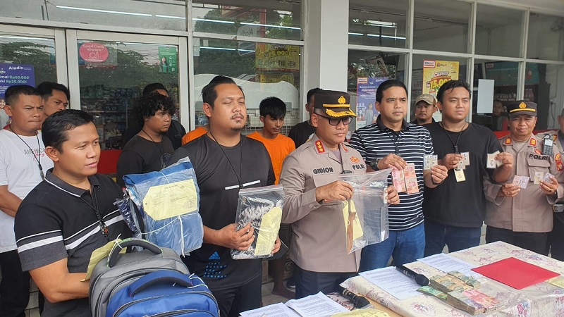 Pelaku Penyekap Pegawai Minimarket Bekasi Tertangkap di Bekasi Saat Akan Kabur Ke Medan