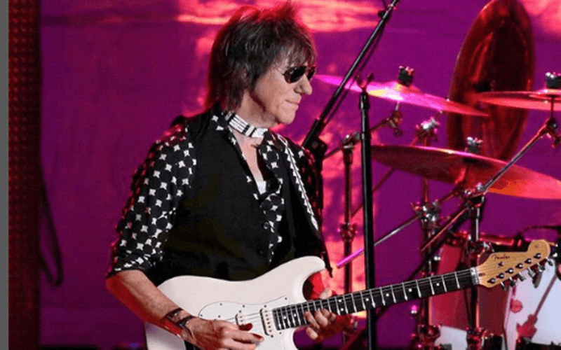 Penyebab Gitaris Jeff Beck Meninggal Dunia