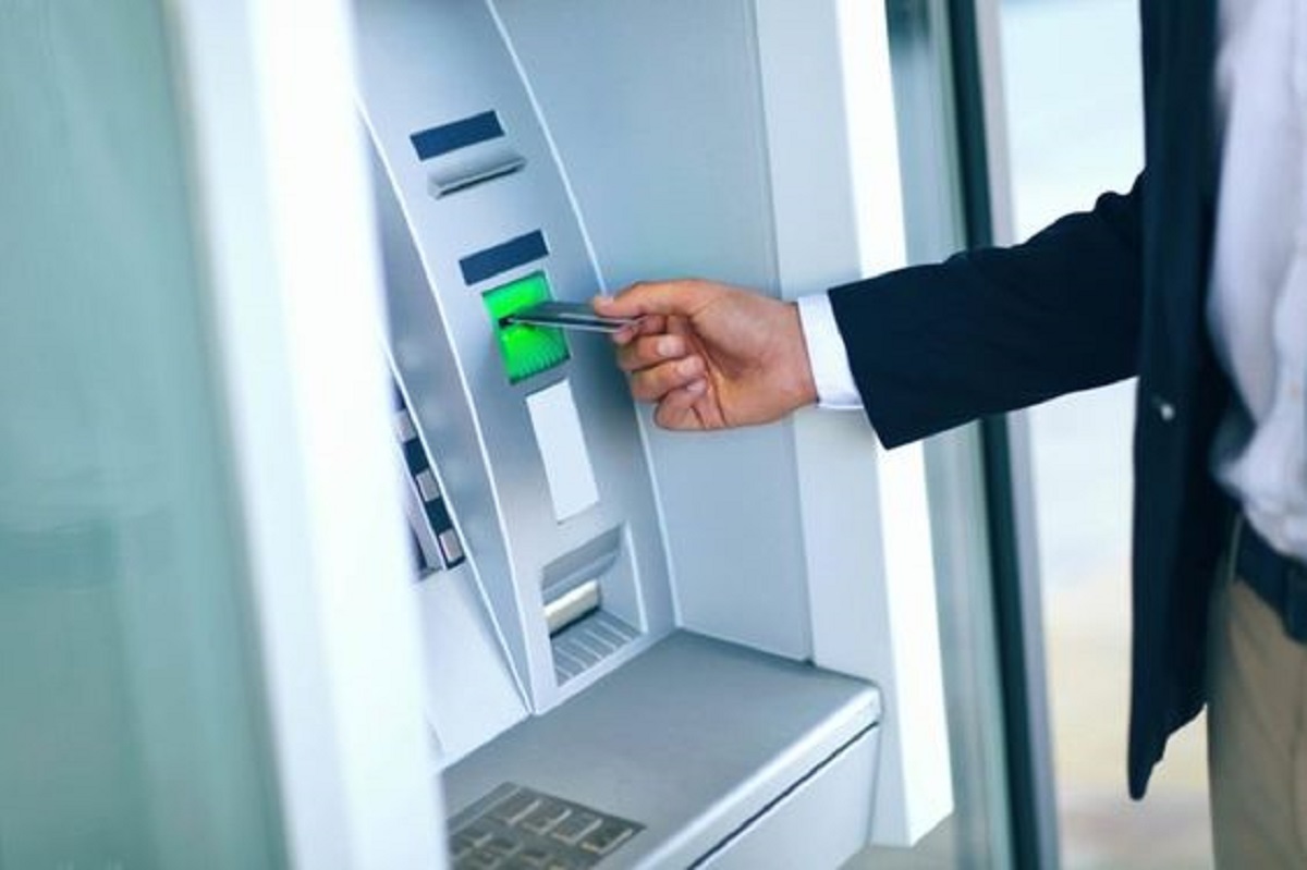 Polisi Tangkap Remaja Pembobol ATM Bank Jatim, Pelaku Beraksi Dini Hari WIB