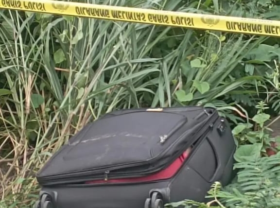 Ngeri, Koper Diduga Berisi Mayat Ditemukan di Kalimalang Kota Bekasi, Begini Penampakannya 