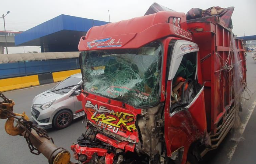 Kecelakaan Beruntun di Tol Halim Perdanakusumah, Ini Kata Jasa Marga