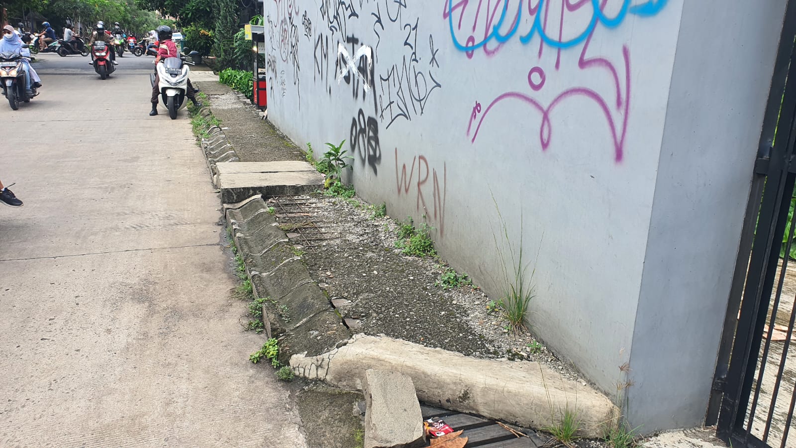 Edan, Truk Tinja Buang Limbah di Got Warga Dekat Rumah Mantan Wali Kota Bekasi