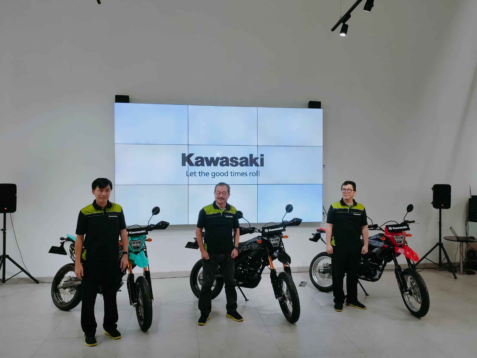 PT. Kawasaki Motor Indonesia Meluncurkan Varian New KLX150SM