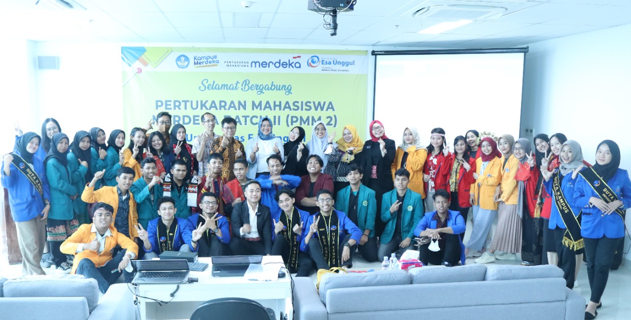 Universitas Esa Unggul Kampus Tangerang Sambut 28 Mahasiswa Program MBKM