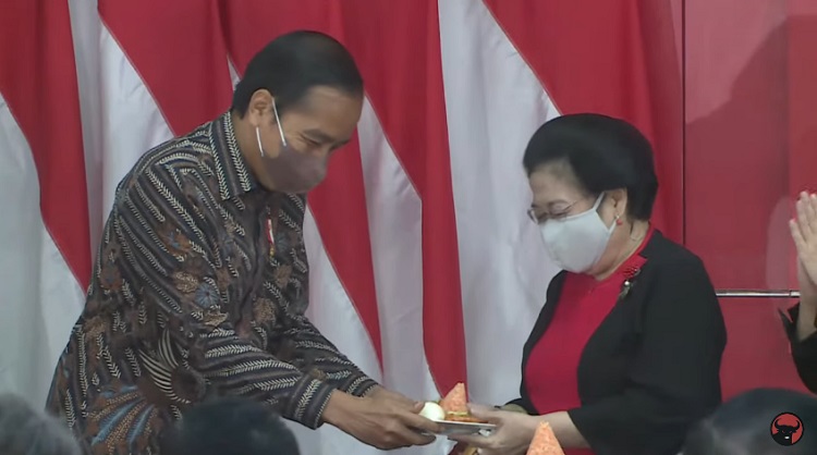 So Sweet, Jokowi Puji Megawati: Aura Ibu Sangat Cantik Sekali