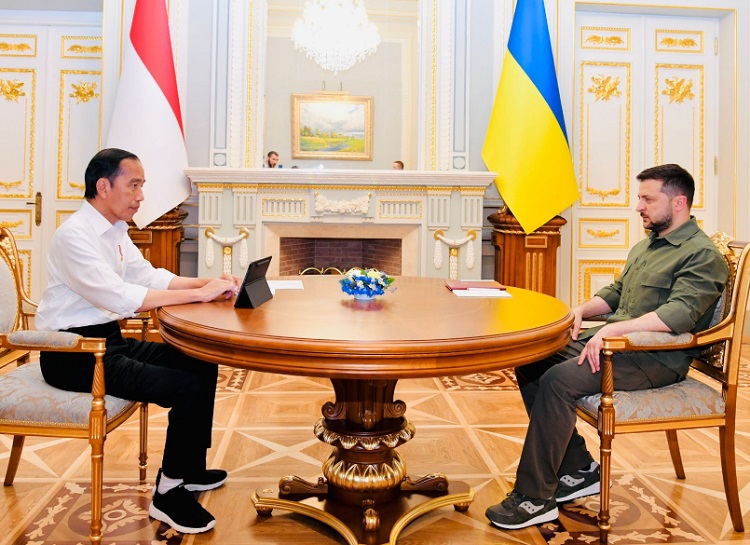 Jokowi Tawarkan Diri ke Zelenskyy untuk Sampaikan Pesan ke Putin